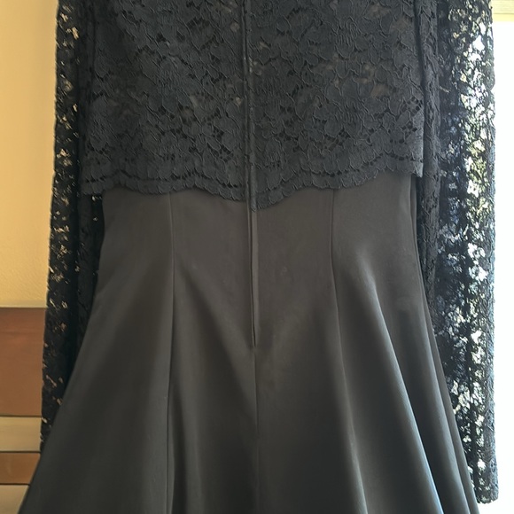 Gorgeous navy blue gown  with eyelet top/sleeves!! - Picture 7 of 10